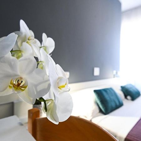 Hotel Montebello 리치오네 외부 사진