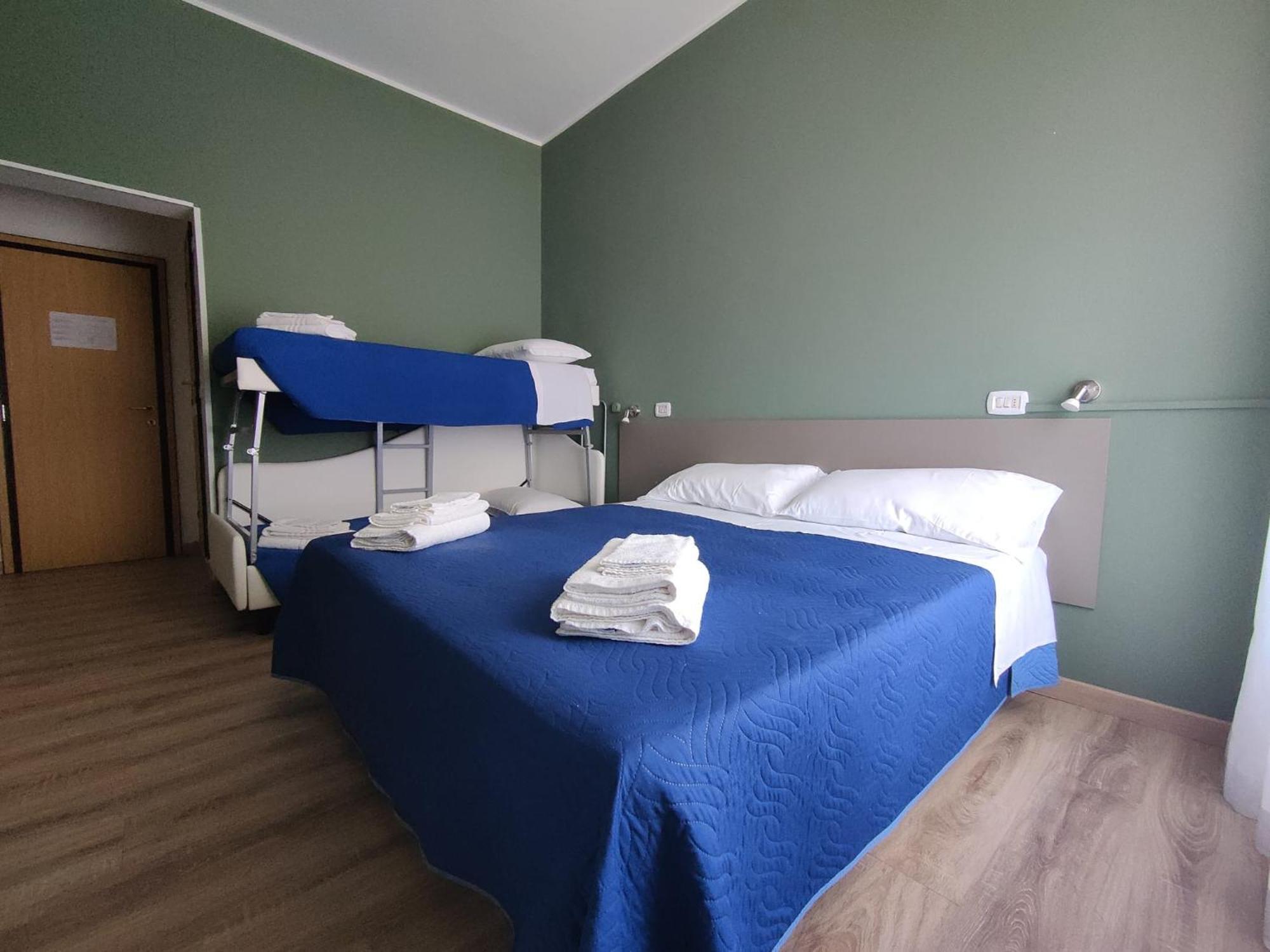 Hotel Montebello 리치오네 외부 사진