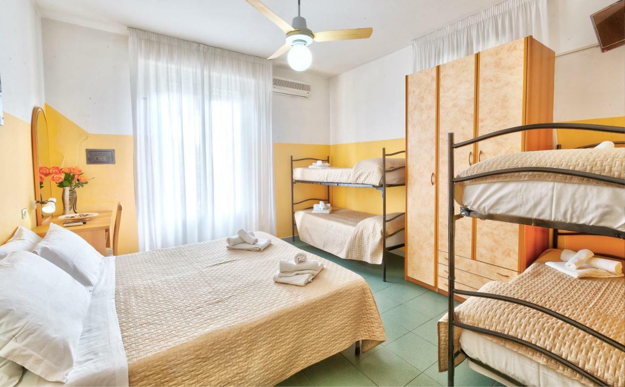 Hotel Montebello 리치오네 외부 사진